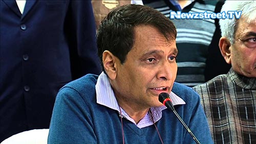 To pass GST bill Suresh Prabhu sought assistance of political parties